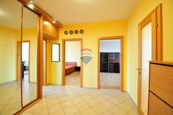 REZERVOVANÉ, 3-izbový byt s loggiou, Poprad, ul. Rázusova, 8 - 9