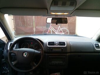 Škoda Roomster 1.6 16V MPI, r.v.2009 - 9
