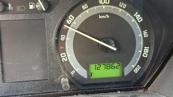 Fabia 1.2 HTP (47 kw) - 2003 - 127 862 km - 9