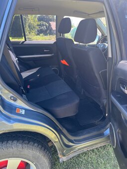 Suzuki Grand Vitara 2.0 benzín - 9