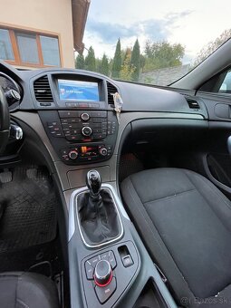 Opel Insignia 2.0CDti 118kw - 9