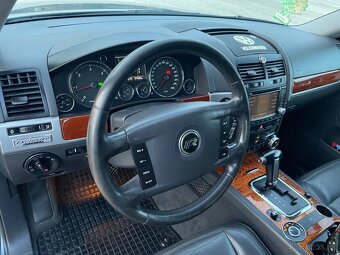 VOLKSWAGEN TOUAREG 3.0TDI 4x4 - 9