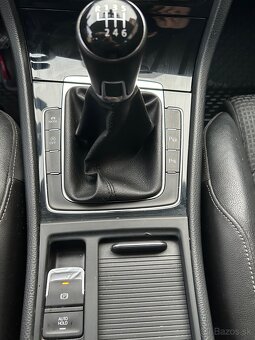 VW Golf 1.4 tsi Highline 90kw Variant - 9