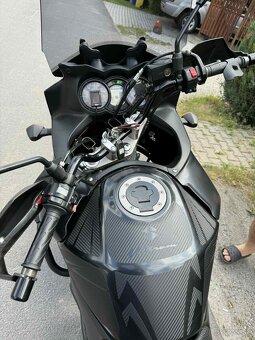 SUZUKI DL650 VSTROM - 9