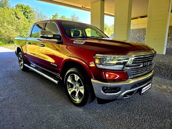 Dodge Ram 1500, MAX VYBAVA, NEBOURANÉ, DPH, 4x4, 5,7 HEMI - 9