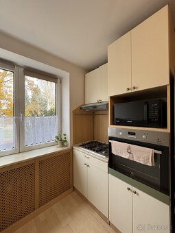 PRENÁJOM 2-izbový byt pri centre mesta s Parkovaním. - 9