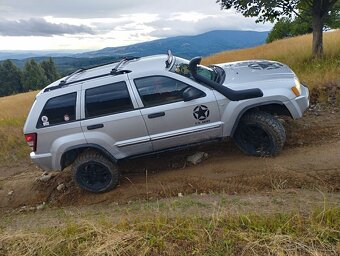 Jeep Grand Cherokee 3.0crdi,laredo - 9