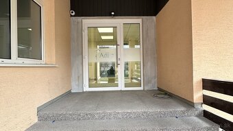 Na prenájom ordinácia v centre mesta pre lekárov - 9