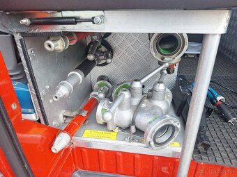 FORD TRANSIT POZIARNICKE AUTO 40000 KM ORIGINÁL - 9