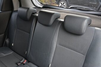 Toyota Yaris 1.5 Hybrid, Automat, SR voz, Nová Batéria - 9