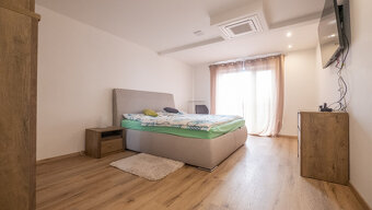 NOVÁ CENA - SENEC SLNEČNÉ JAZERÁ JUH – NA PREDAJ – novostavb - 9