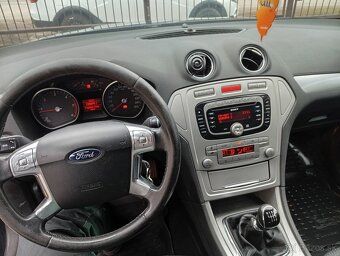 Ford Mondeo MK4 kombi 103 kw - 9