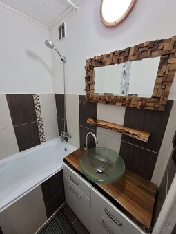 PREDAJ - 3 izbový byt s balkónom, Edelényska ulica - 9