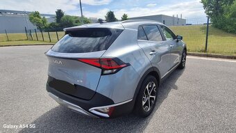 Kia Sportage 1.6 Benzín+HEV Gold (2022)–hybrid,automat - 9