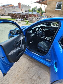 Predám Peugeot GT line 208 - 9