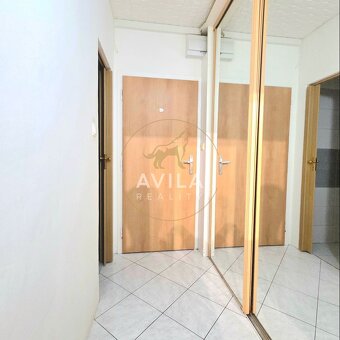 Predaj: Veľká garsónka s balkónom a výhľadmi (AVILA) - 9