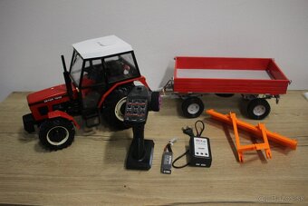 Replika Zetor 7245 RC + vlečka - 9