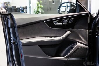 Audi Q8 - 9