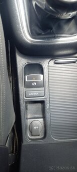 Predám VW Sharan,2,0 TDI ,103kw, 7 miestne - 9
