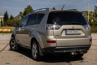 Mitsubishi Outlander 125kW (2008). - 9