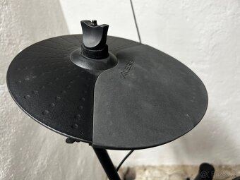 Alesis nitro mesh kit - 9