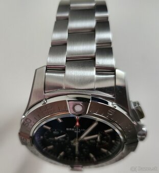 Breitling Avenger B01 Chronograph 44, AB0147101B1A1, 2025 - 9