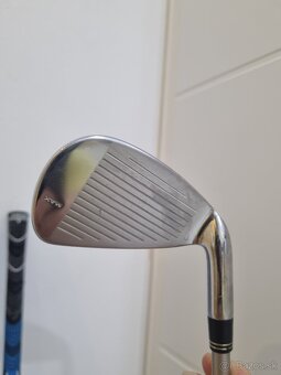 Golfove palice ĺave LH zeleza taylormade R7 - 9