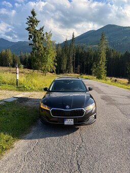ŠKODA OCTAVIA 4 COMBI 2.0 TDI AUTOMAT - 9