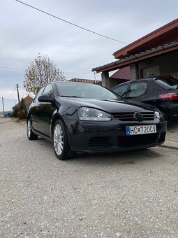 Volkswagen Golf 5 - 9