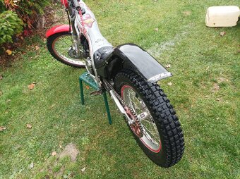 Predám trialku značky Honda 250 - 9