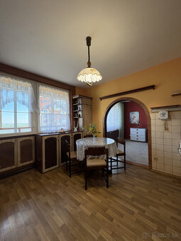 PRENÁJOM 3-izboveho priestranného bytu na T. Tekela - 9