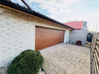 ZNÍŽENÁ CENA EXKLUZÍVNY RD, 6 IZBOVÝ RODINNÝ DOM, 300 - 9