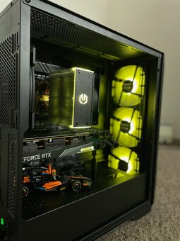 Predám výkonný herný PC – RTX 3070, Ryzen 7 5800X, 32GB RAM, - 9