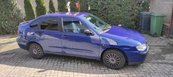 Predám starter na Seat Cordoba 1.4 44kw kód:AKK rok 2000 - 9