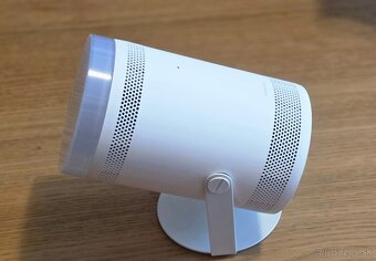 Samsung The Freestyle 2nd gen. projector (SP-LFF3CLAXX - 9