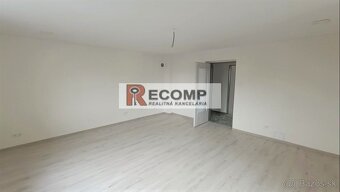 Zrekonštruovaný rodinný dom s 2 samostatnými 4-izb. bytmi/pr - 9