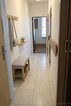 Zariadený 1-izbový byt - 9
