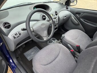 Toyota Yaris 1.0 benzin 50kW - 9