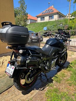 Suzuki V-Strom DL 650 - 9