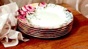 Dvojset porcelánových šálok s tanierikmi,taniere,dózičky,váz - 9