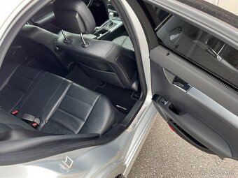 Mercedes W204 AMG - 9