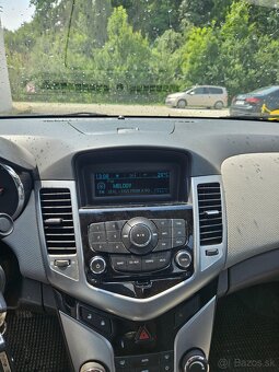 Chevrolet Cruze 2.0 VCDi 110 kW - 9