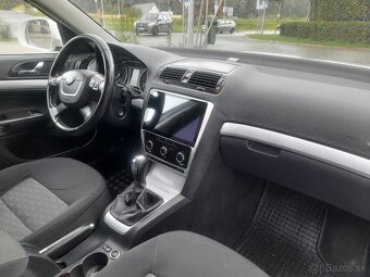 Škoda Octavia 2 Combi Facelift 1.6 TDI 77KW R.V 2010 - 9