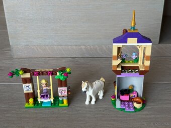 LEGO Friends Trh s potravinami a iné legá - 9
