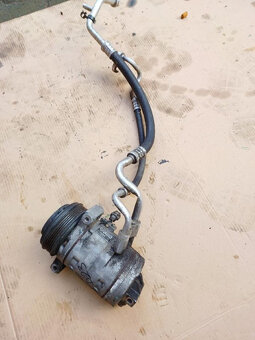 Těhlice,brzdič,rameno,tlumič,náprava,motor Mercedes W470 - 9