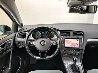 VW E-GOLF 85KW, 24kWh, 2015,VYHŘ.SKLO,KEYLESS,MRTVY UHEL,STK - 9
