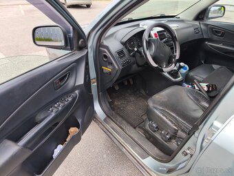 Predám Hyundai tucson 2.0 d 103 kw - 9