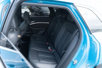 Audi E-tron 55 quattro Advanced - 9
