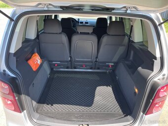 Volkswagen Touran 1,9 TDI DSG - 9