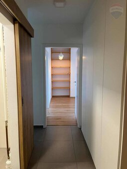 Prenájom 3. izbového bytu Skalica - 9